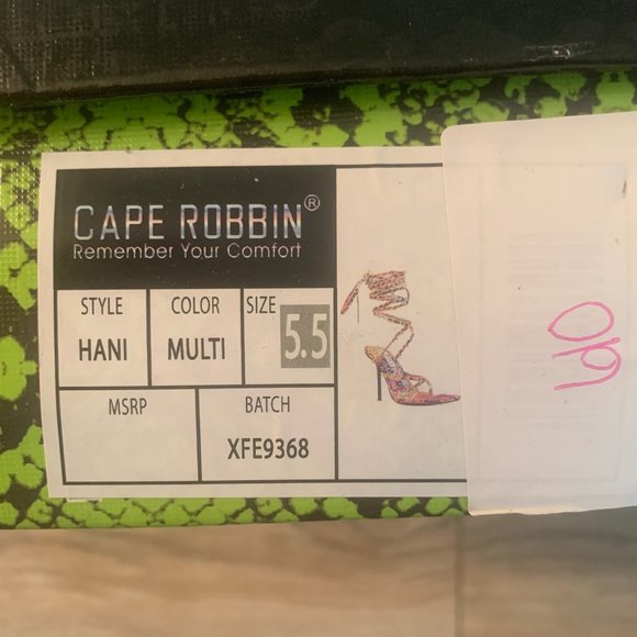 NWT CAPE ROBBIN HANI MULTI COLORED LACE UP HEELS 5.5 - Picture 9 of 16